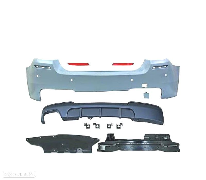 PARA-CHOQUES TRASEIRO BMW F10 10-17 LOOK M PERFORMANCE - 2