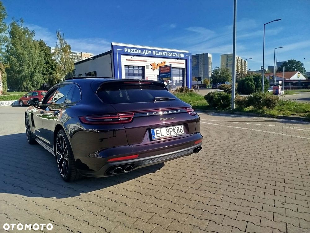 Porsche Panamera - 5
