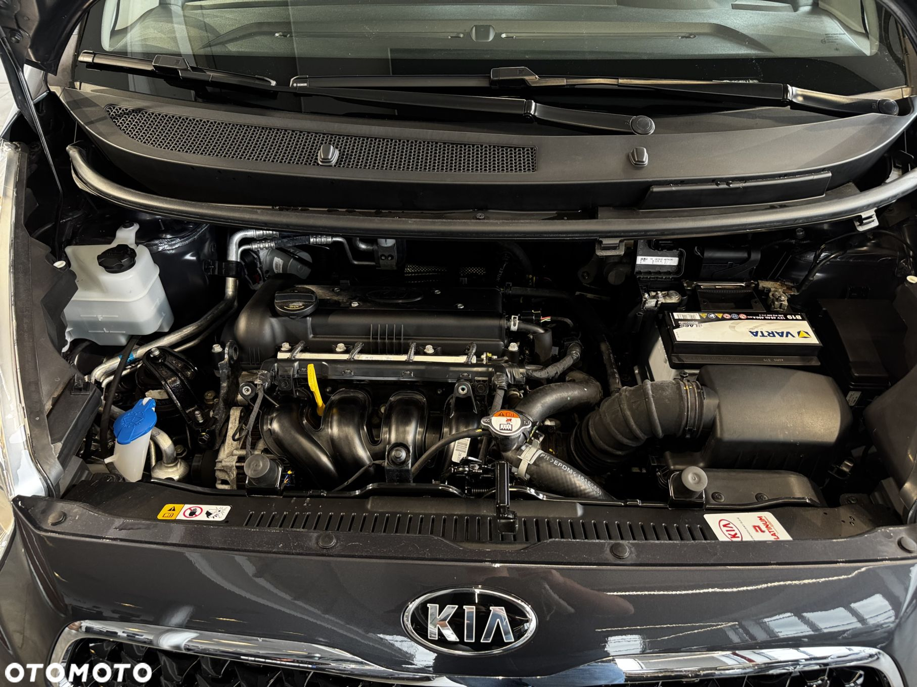 Kia Venga - 25