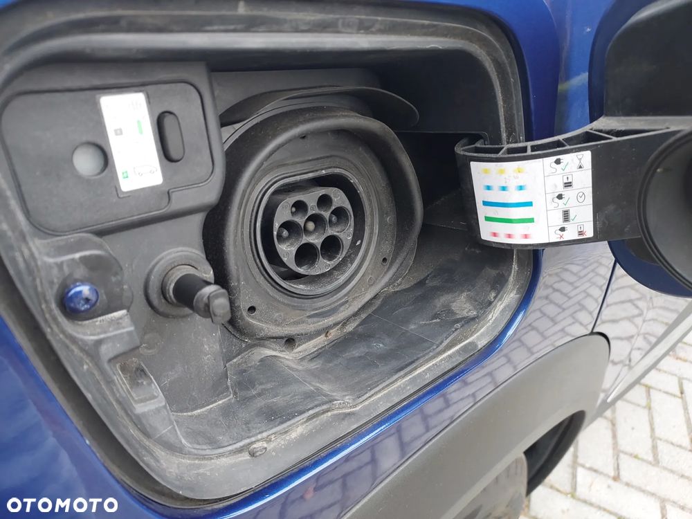 Renault Captur E-TECH 160 INTENS - 29