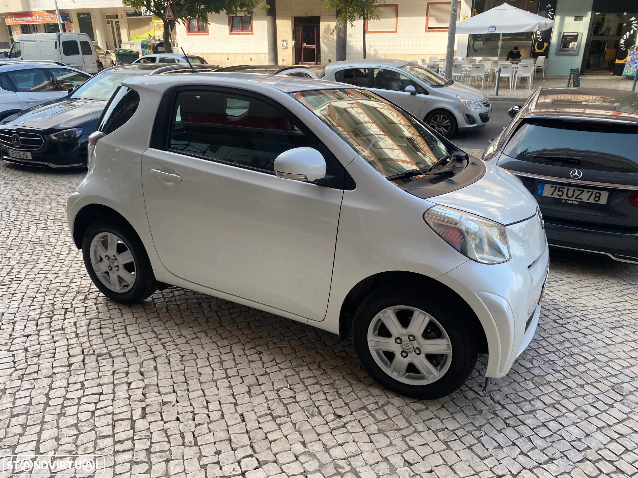 Toyota iQ 1.0 VVT-i - 18