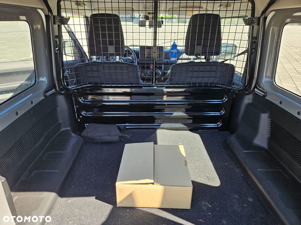 Suzuki Jimny 1.5 Pro - 12