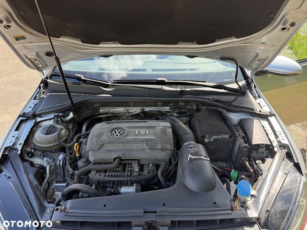 Volkswagen Golf - 23