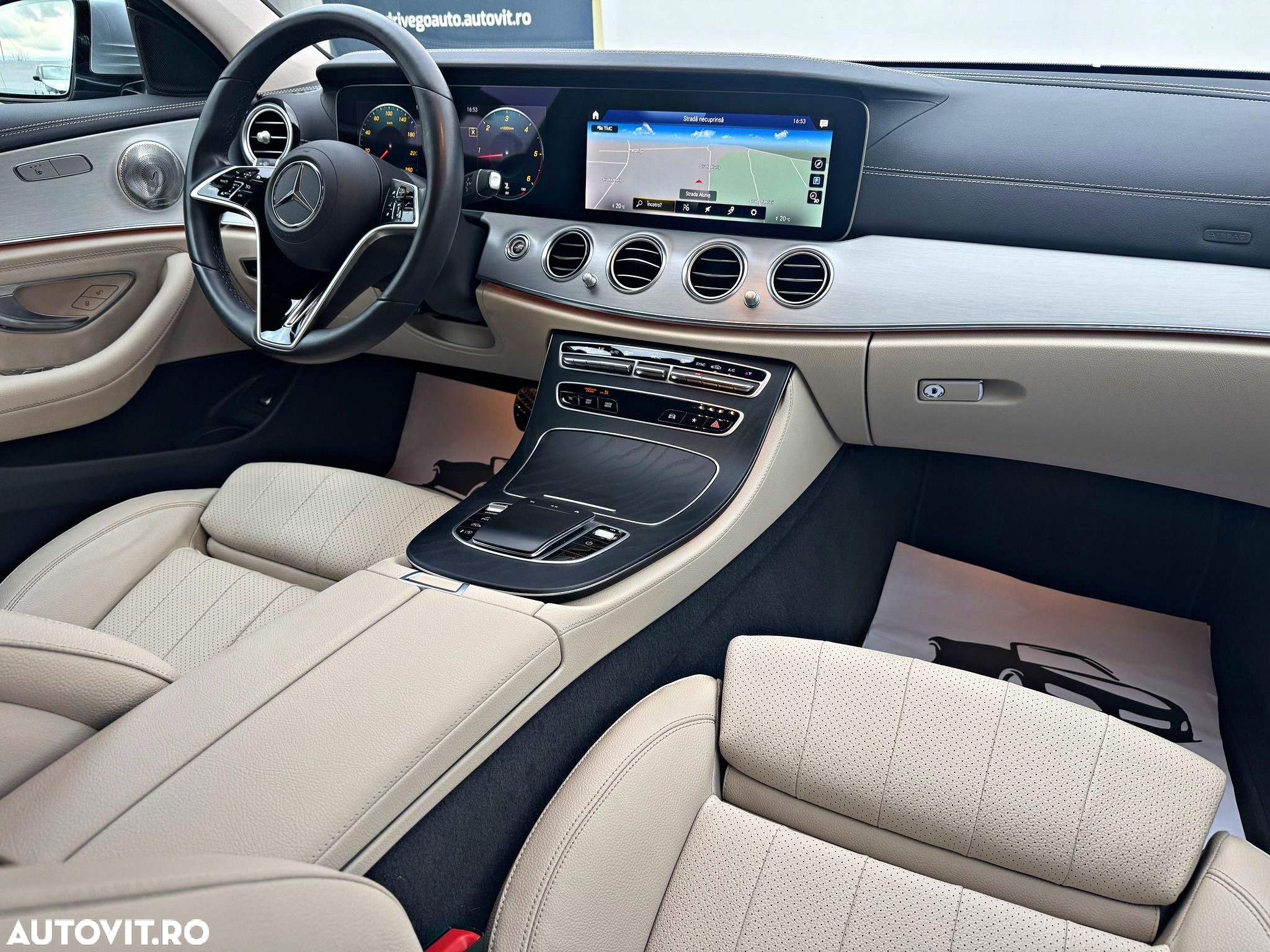 Mercedes-Benz E 220 d 4Matic 9G-TRONIC - 12