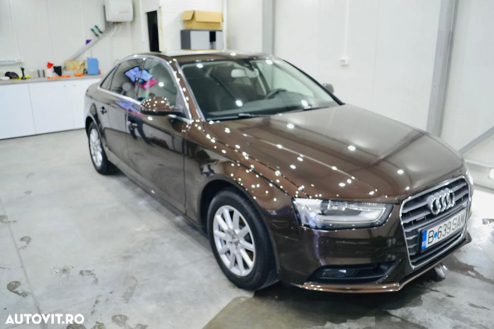 Audi A4 2.0 TDI quattro Stronic - 9