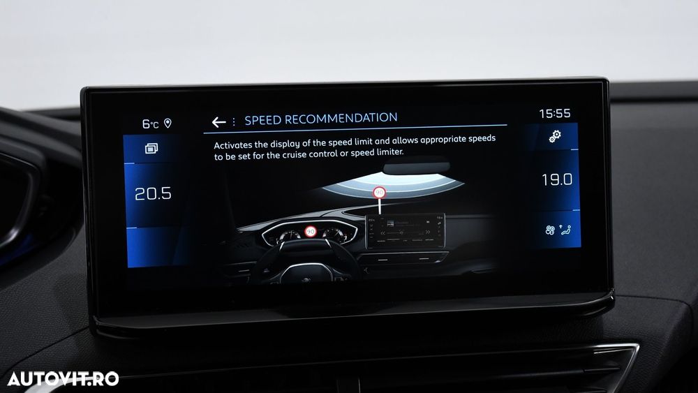 Peugeot 3008 1.2 PureTech Turbo S&S EAT8 Allure - 21