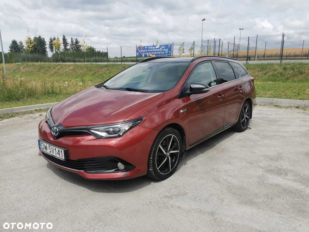 Toyota Auris - 1