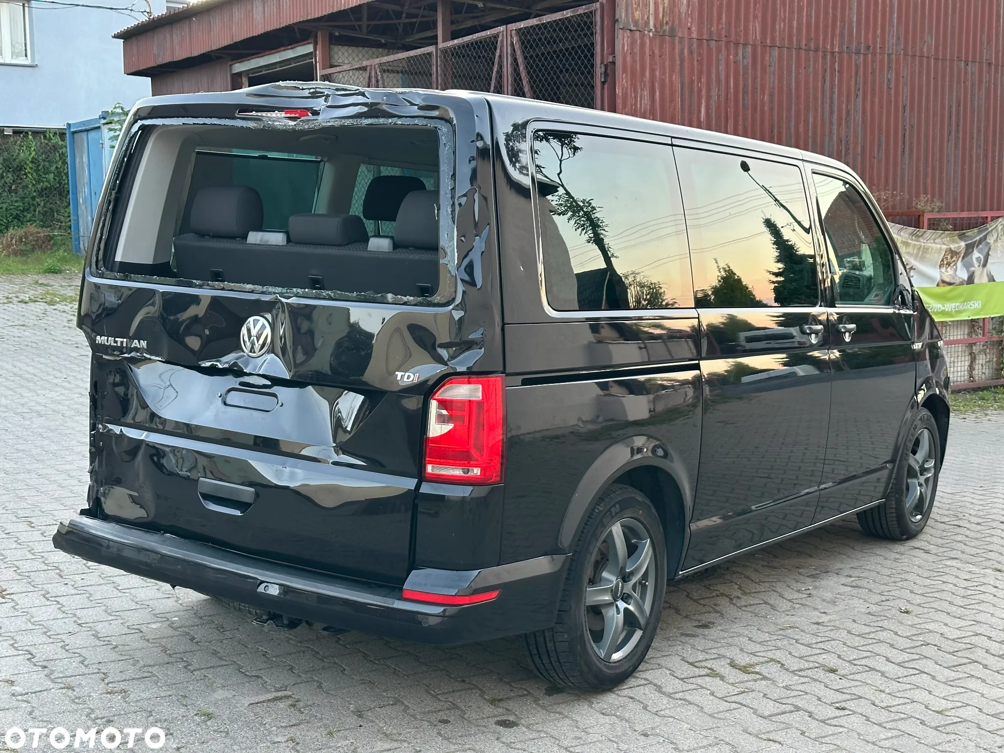 Volkswagen Multivan - 3
