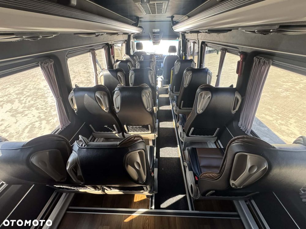 Mercedes-Benz Sprinter 519 - 16