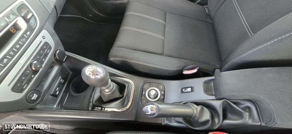 Renault Mégane - 10