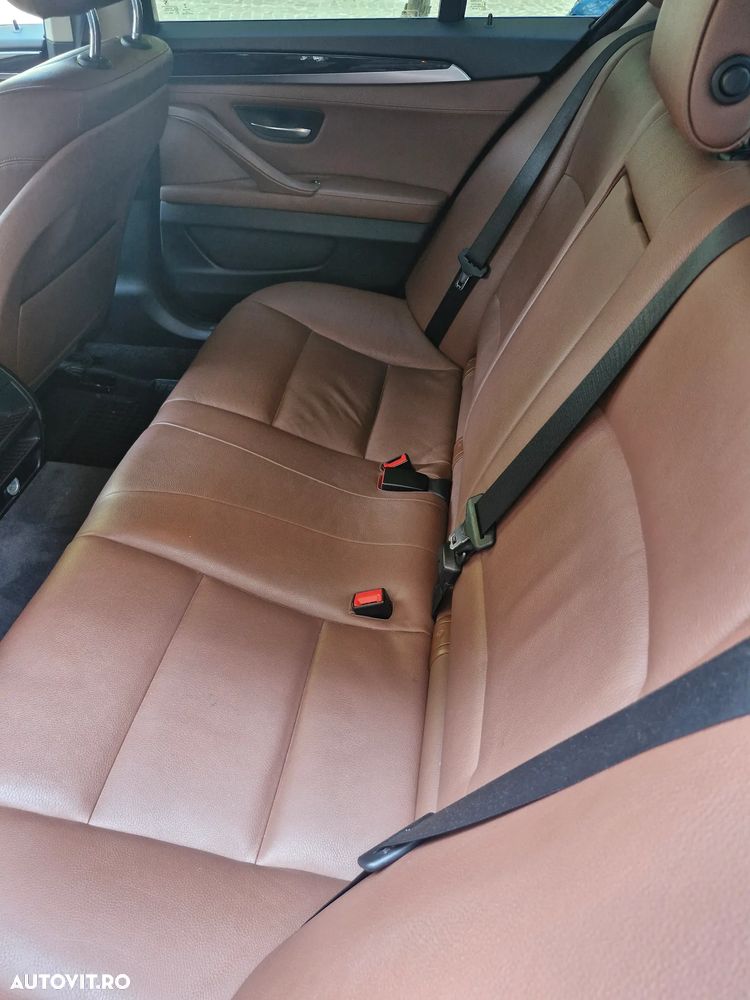 BMW Seria 5 520d EfficientDynamics Edition AT - 11