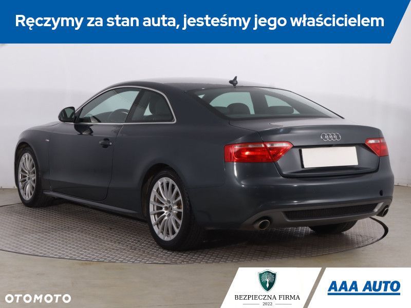 Audi A5 Coupé - 6