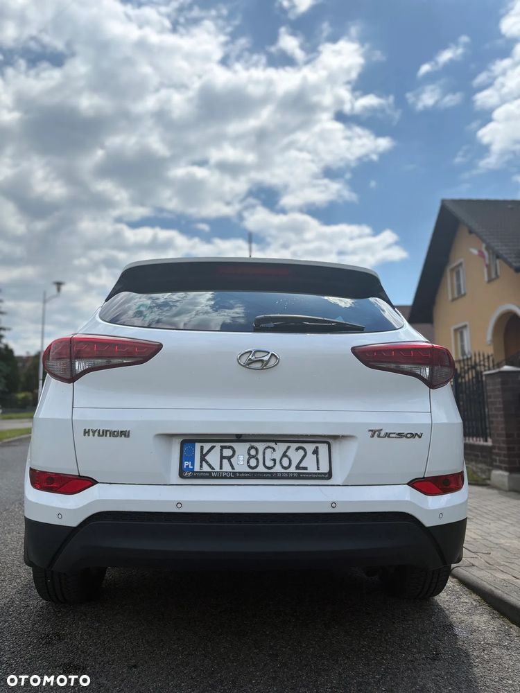 Hyundai Tucson 1.7 CRDI BlueDrive Comfort 2WD - 2