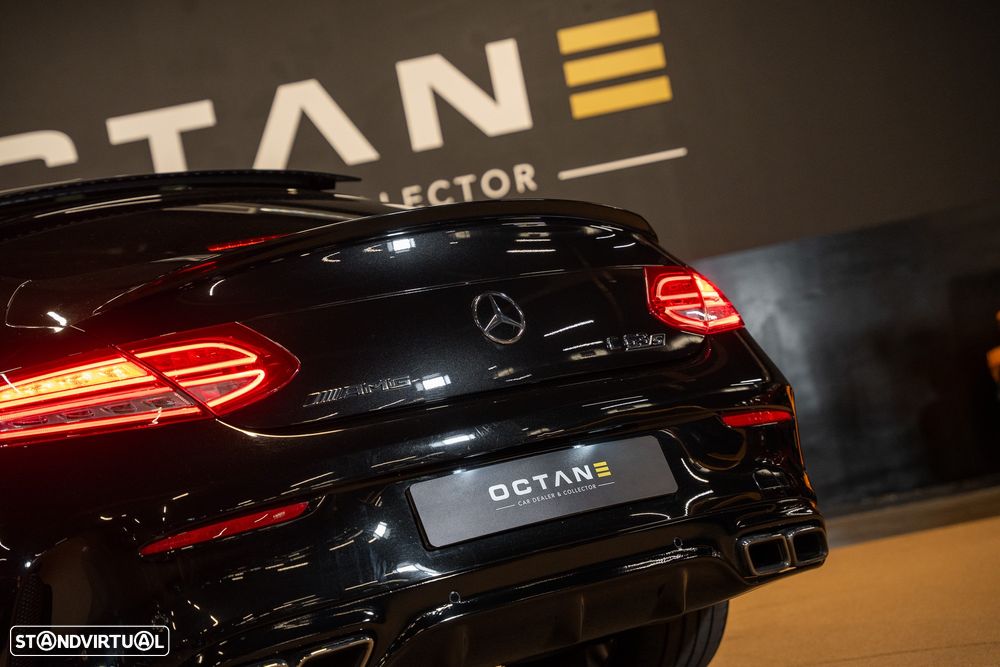 Mercedes-Benz C 63 AMG S - 11