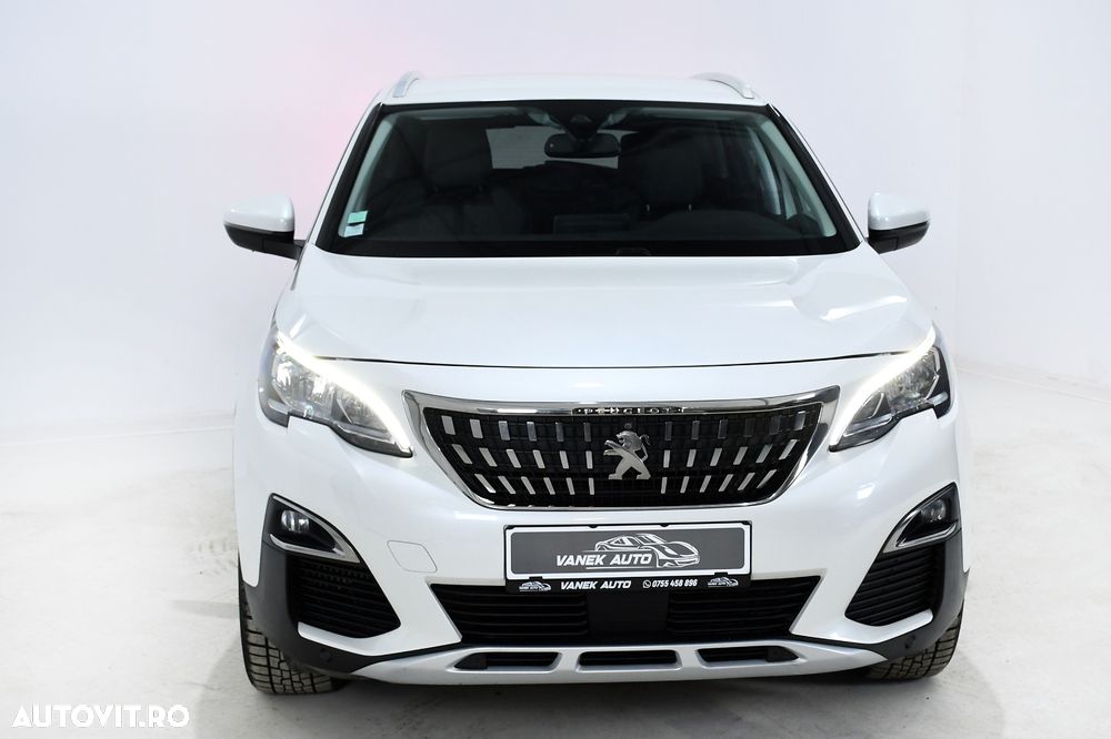 Peugeot 3008 1.2 PureTech Turbo S&S Allure - 2
