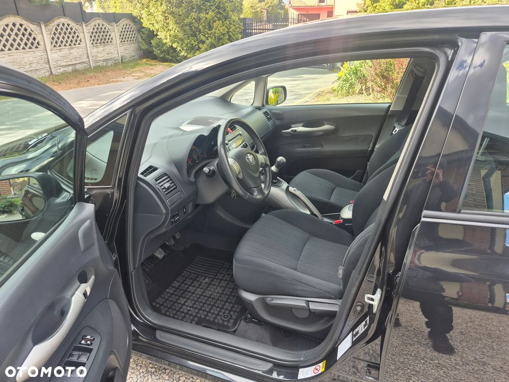 Toyota Auris 1.4 VVT-i Sol - 5