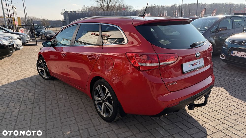 Kia Ceed 1.6 CRDi 136 ISG GT Line - 3