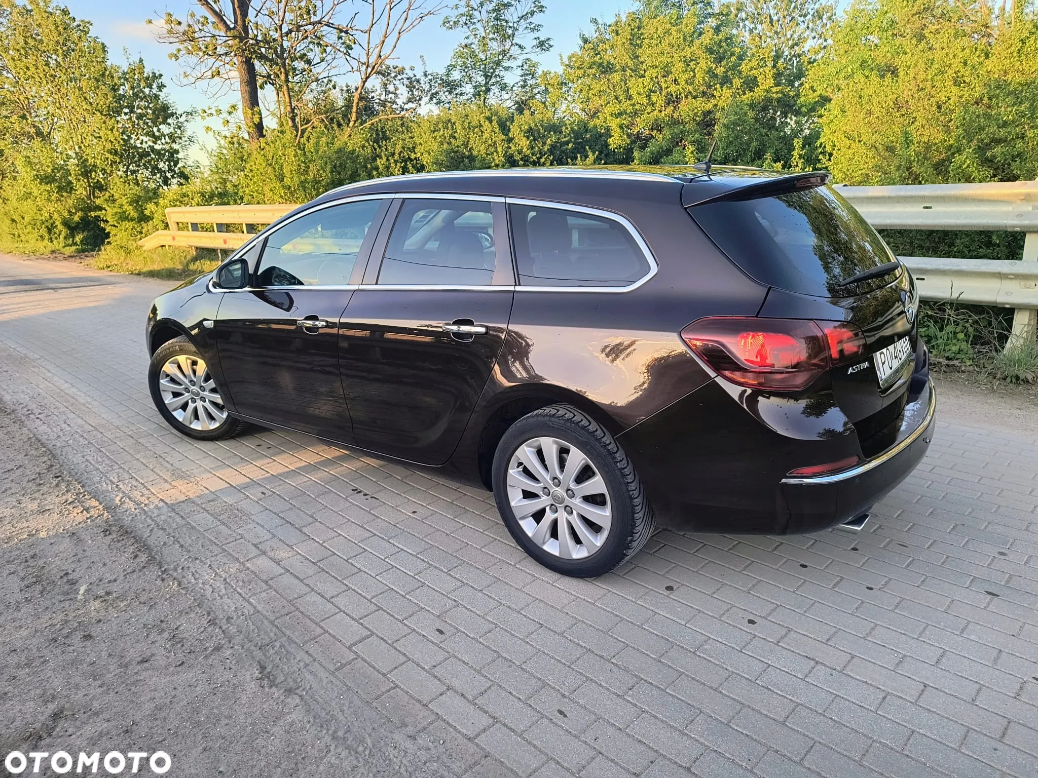Opel Astra IV 2.0 CDTI Cosmo - 2