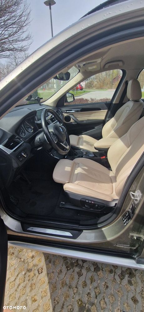 BMW X1 xDrive25d Sport Line - 12