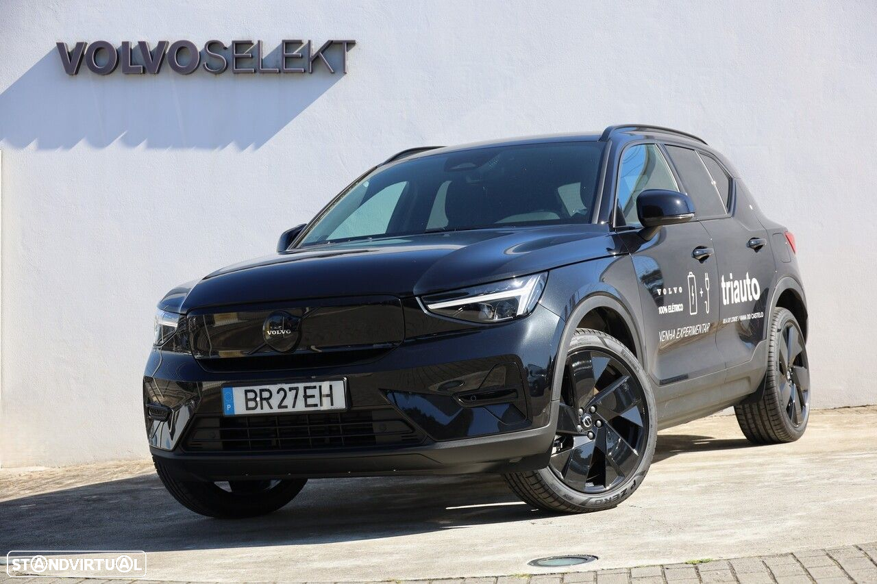 Volvo EX40 82 kWh Single Motor Extended Range Black Edition - 21