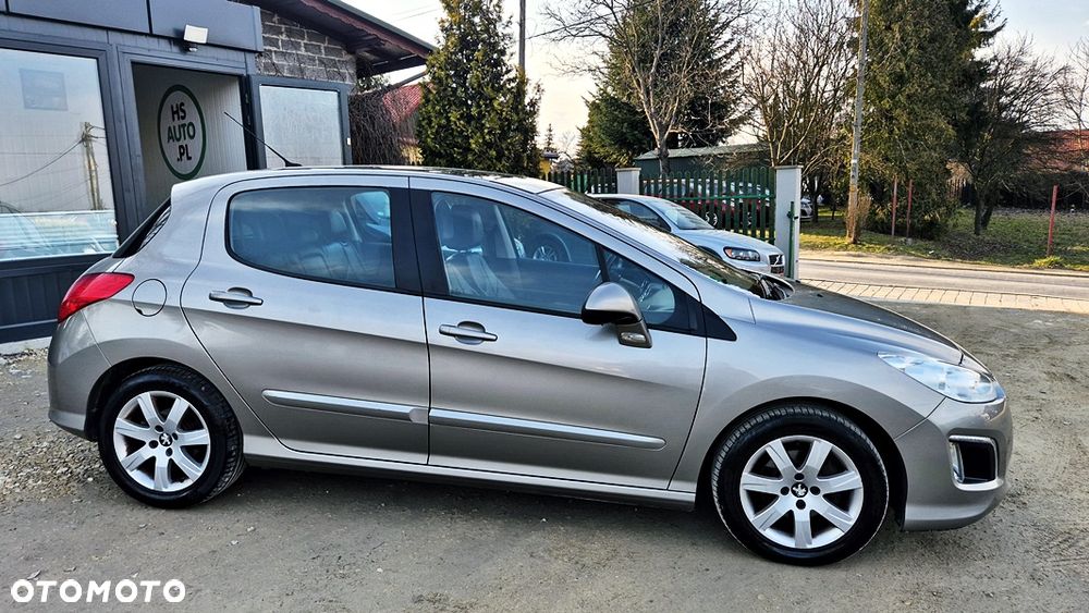 Peugeot 308 1.6 Premium Plus - 10