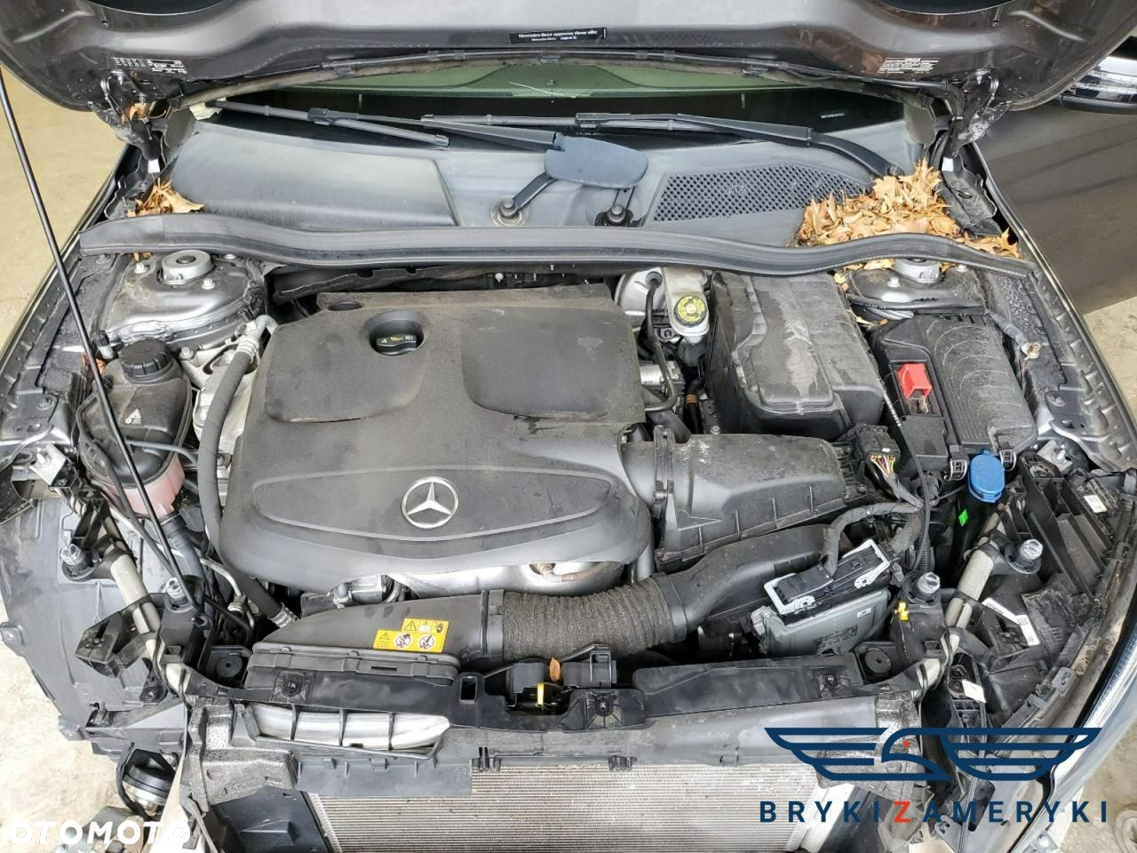 Mercedes-Benz GLA - 12