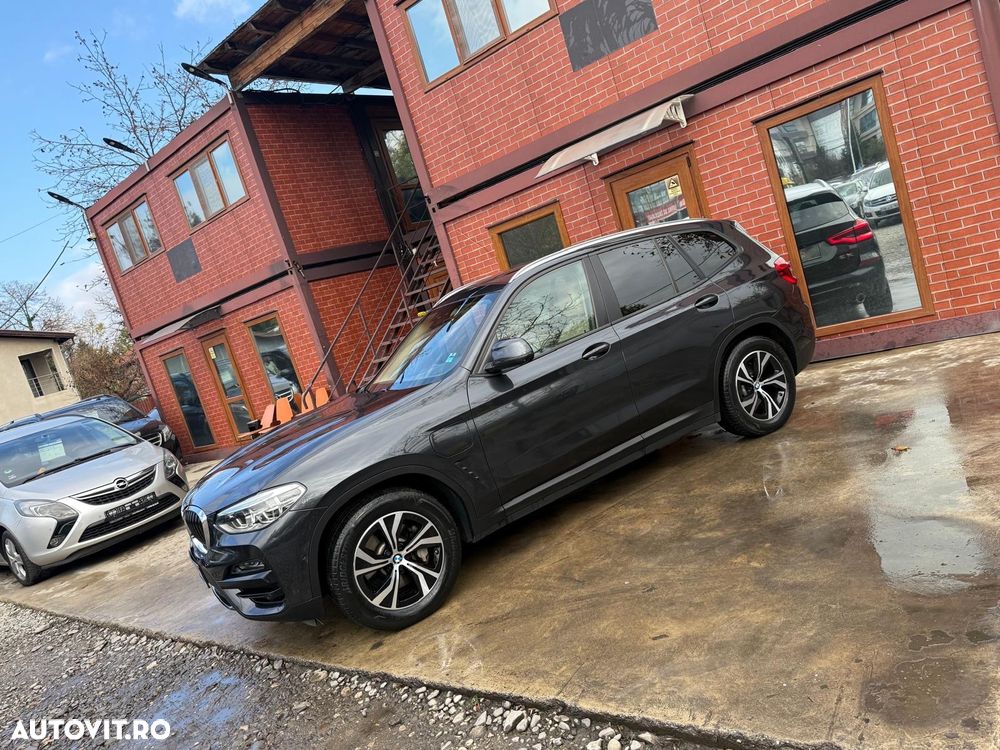 BMW X3 xDrive30e Aut. Advantage - 4