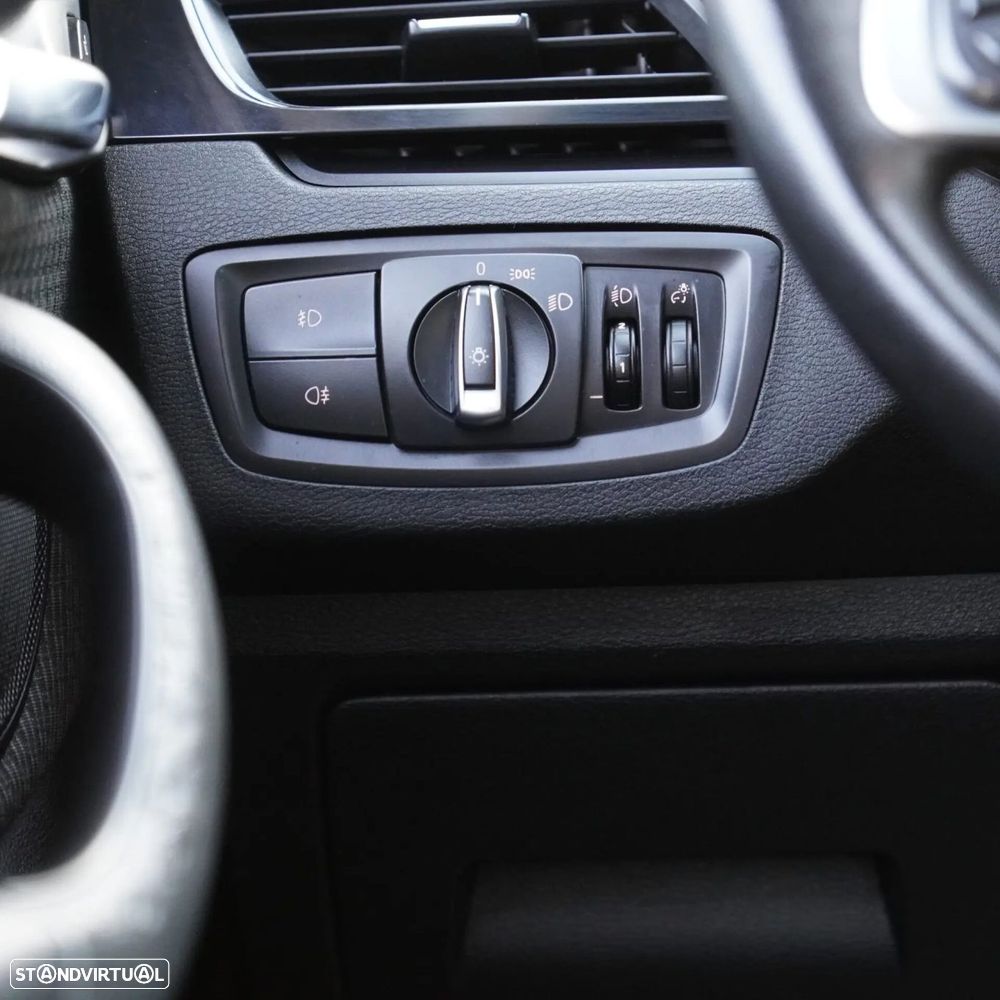 BMW X1 16 d sDrive - 24