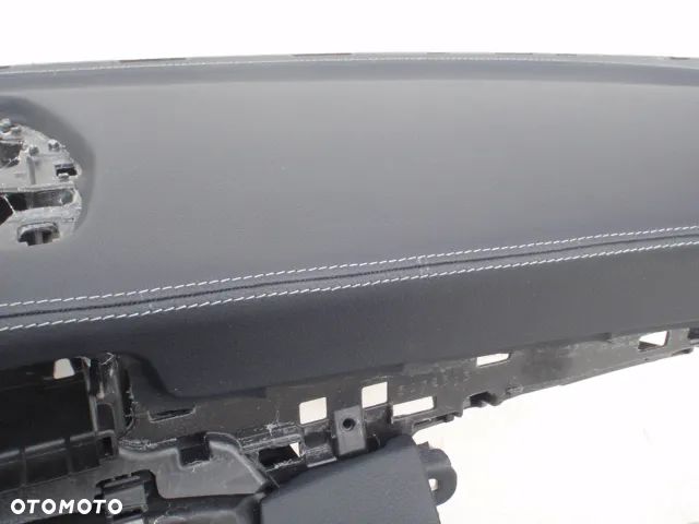 MERCEDES W205 C DESKA KONSOLA KOKPIT PULPIT PÓŁKA PARAPET SKÓRA MANUAL AUTOMAT  naprawa regeneracja Raz2 !!! - 29