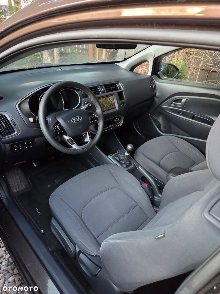 Kia Rio 1.2 XL - 31