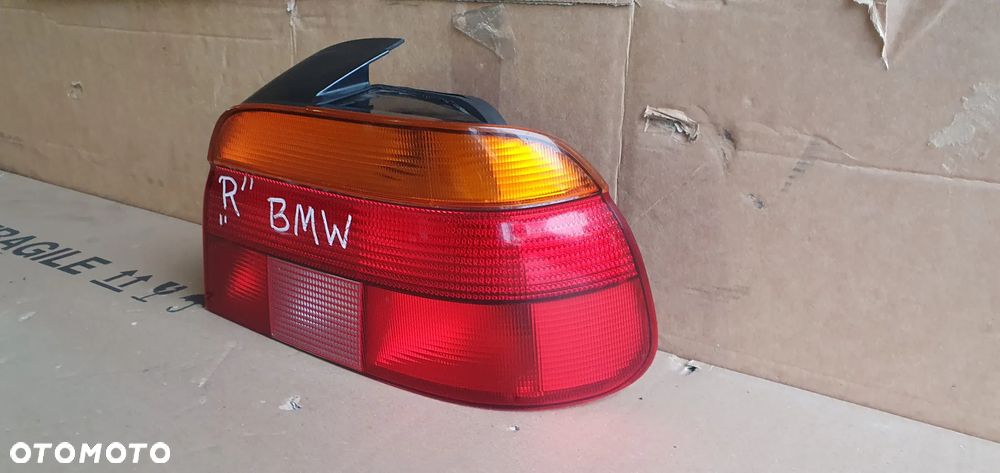 Lampa prawy tył tylna prawa BMW 5 E39 Sedan 8358032 - 4