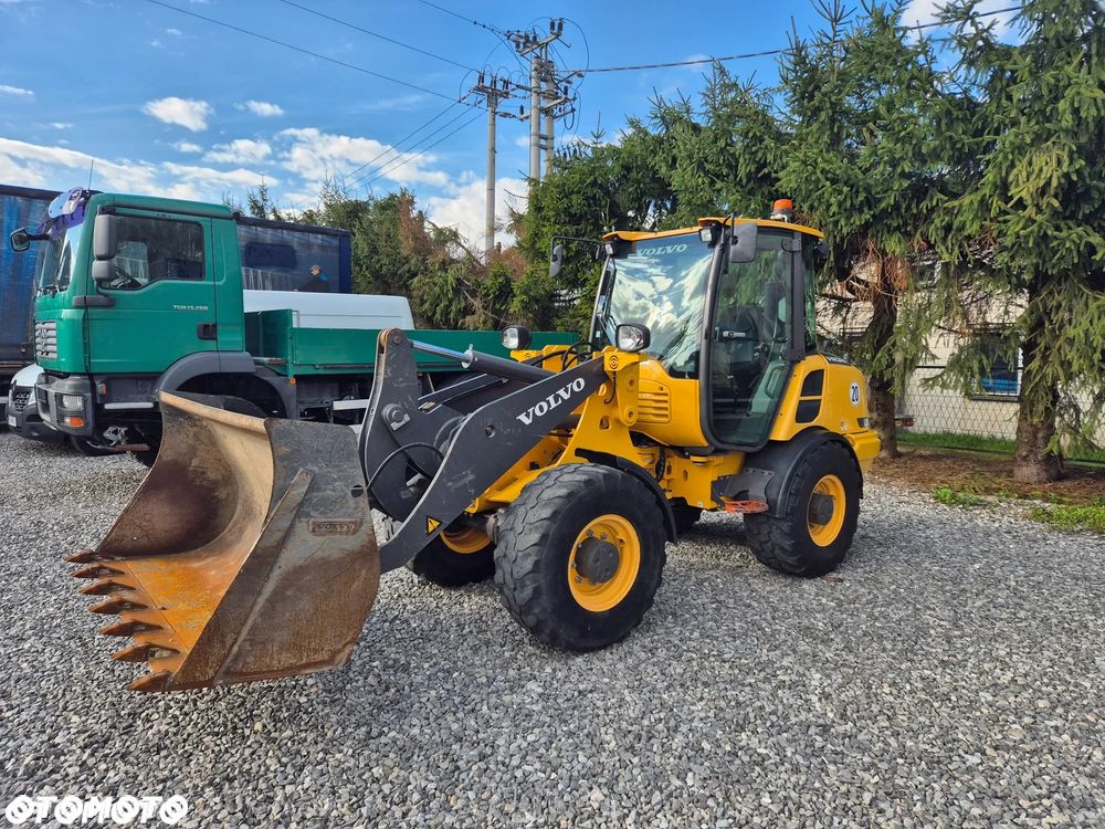 Volvo L28F Ładowarka Łyżka Widły 4x4 2019 rok - 1