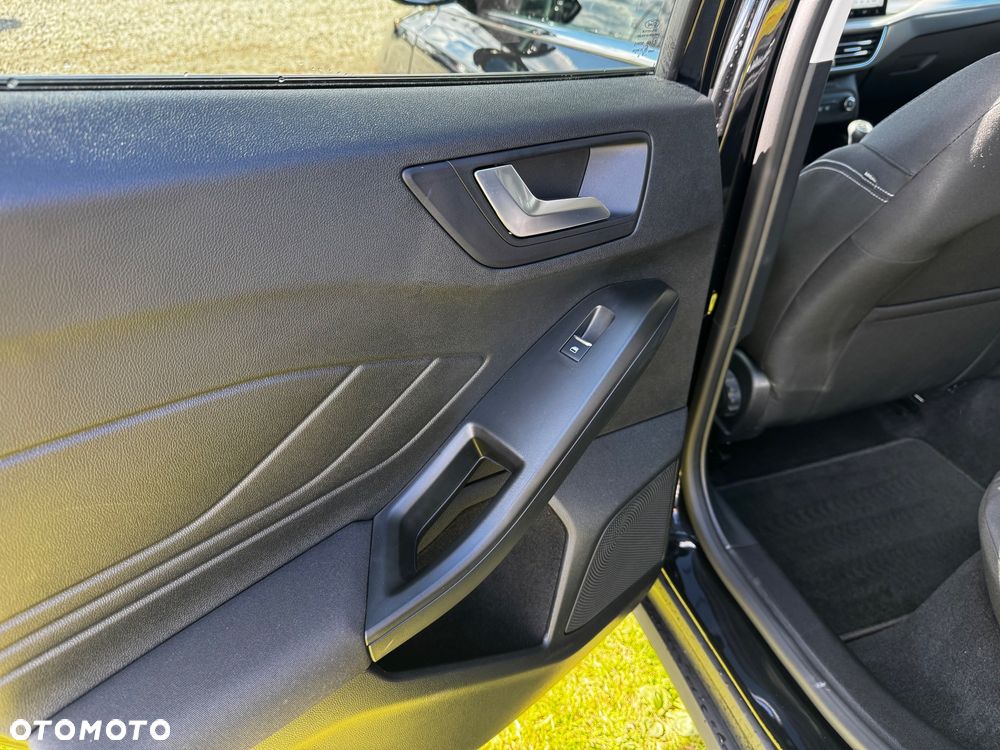 Ford Focus 1.0 EcoBoost STart-Stopp-System TITANIUM - 9