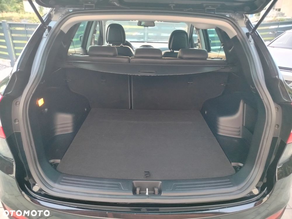 Hyundai ix35 2.0 CRDi 4WD Premium - 16
