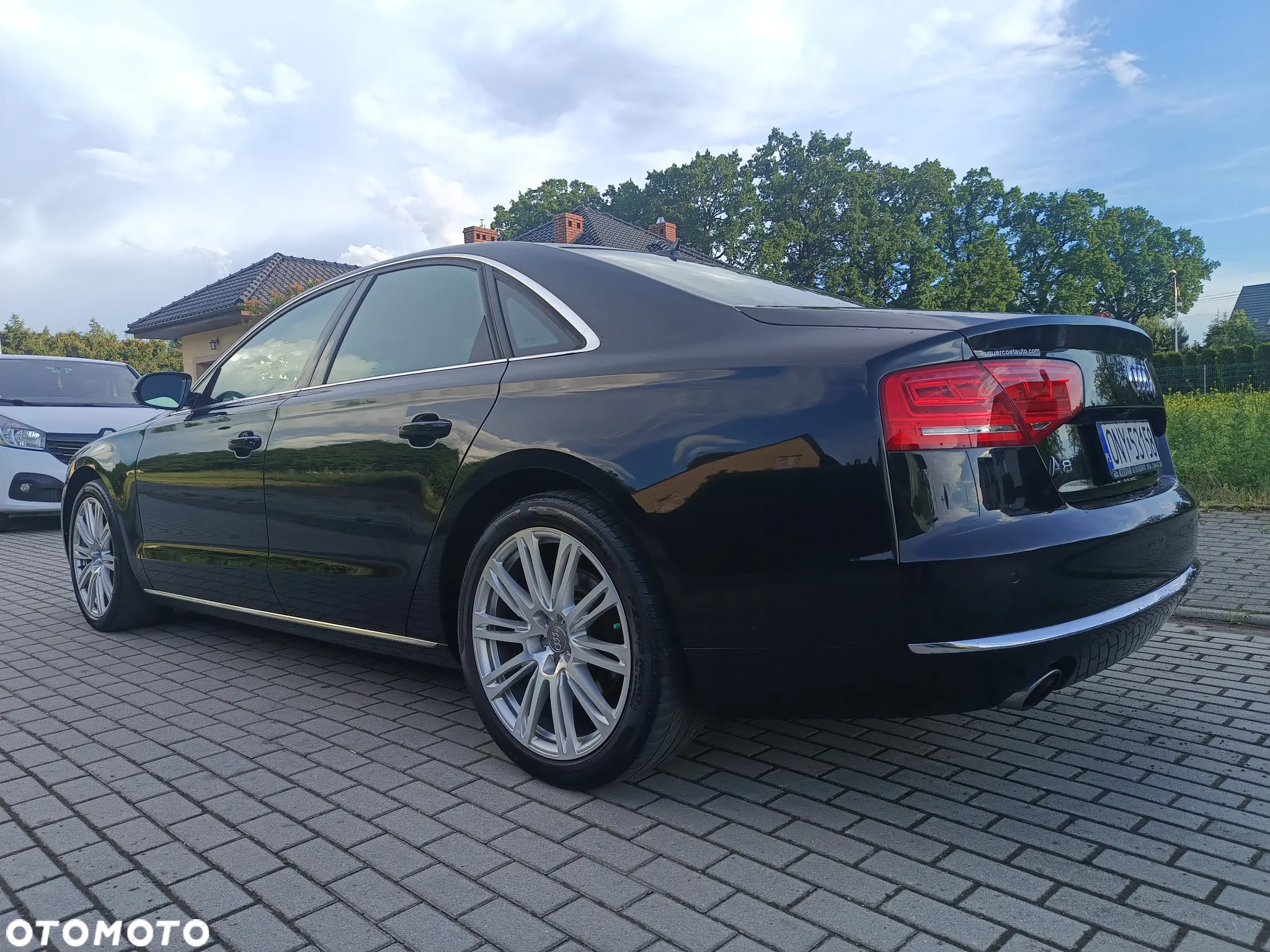 Audi A8 - 6