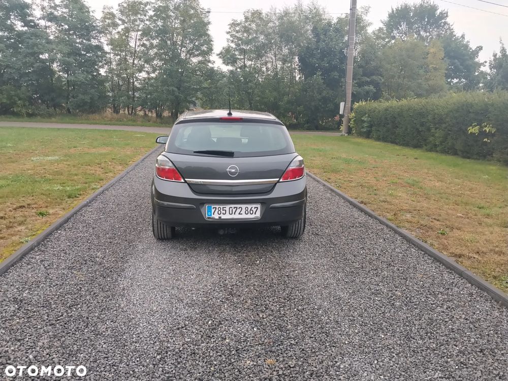 Opel Astra 1.6 Cosmo - 17