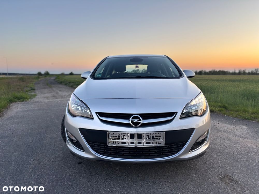 Opel Astra - 2