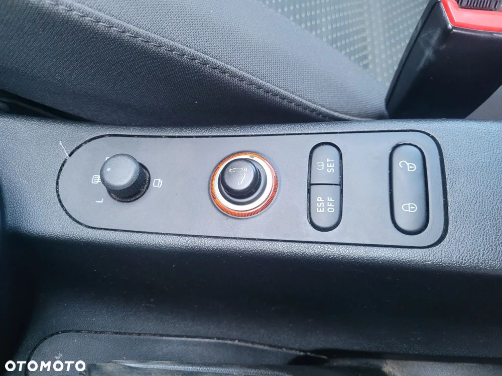 Seat Altea XL 1.6 Stylance - 2