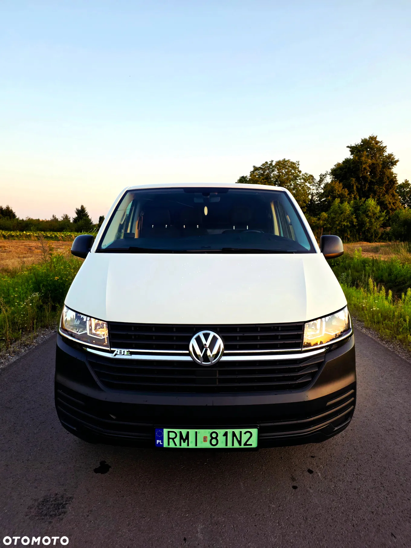 Volkswagen Transporter - 4