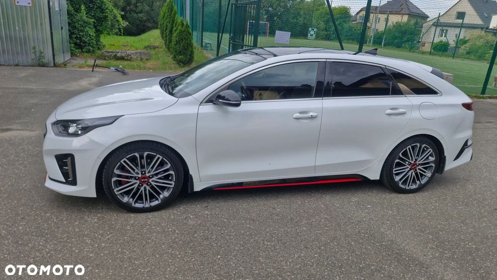 Kia ProCeed - 4