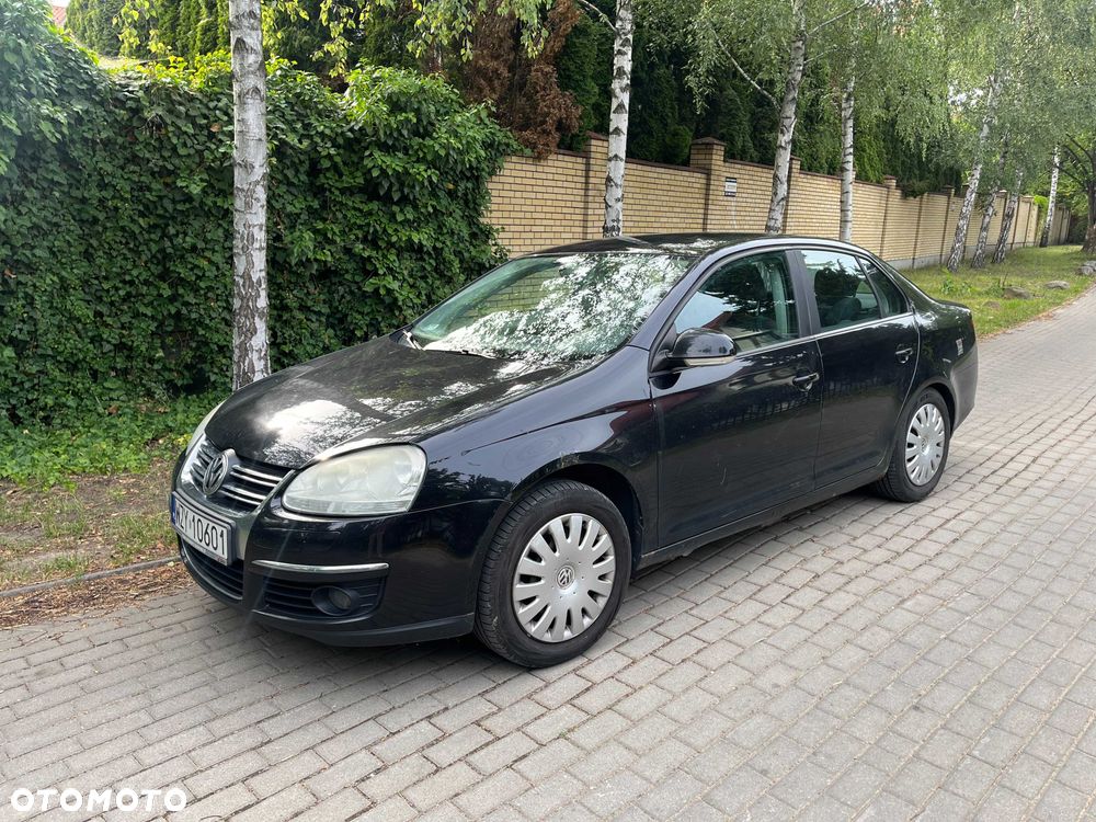 Volkswagen Jetta - 3