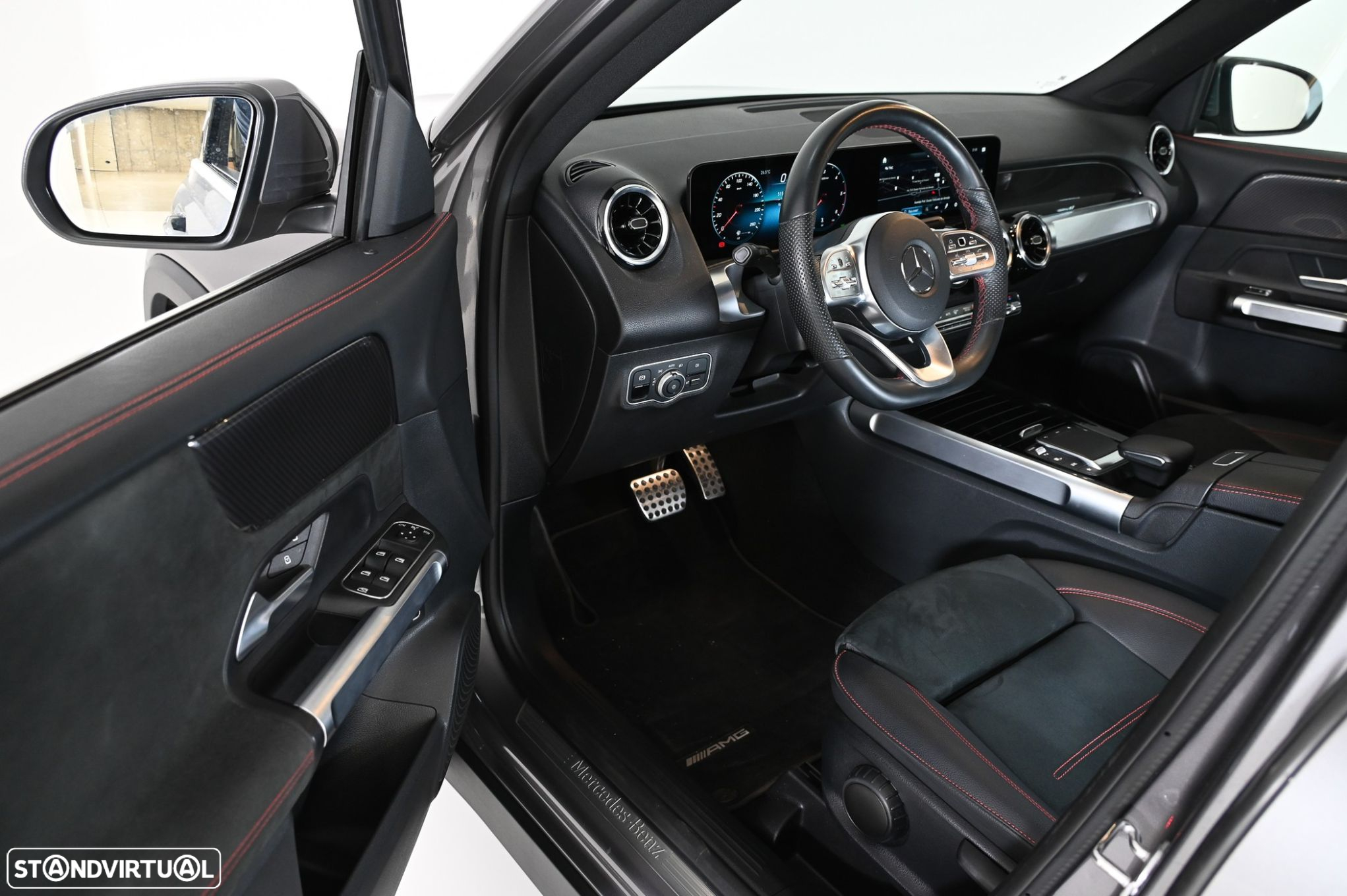 Mercedes-Benz GLB 180 d AMG Line - 18