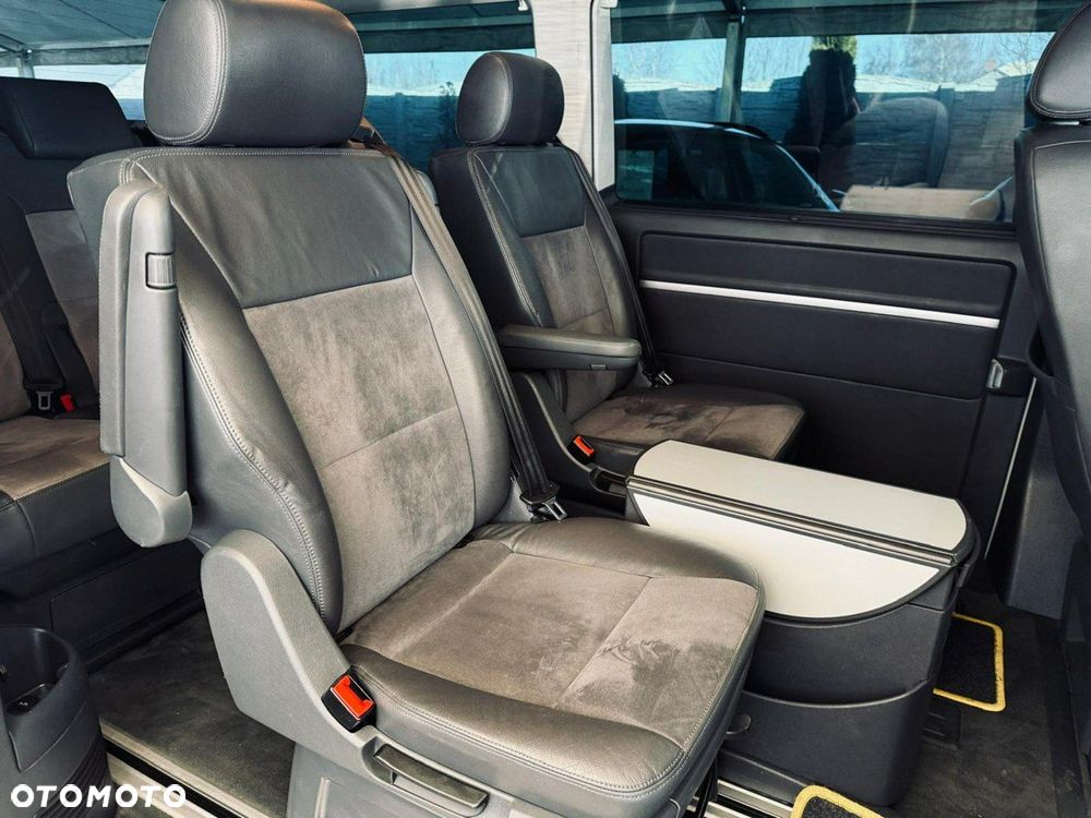 Volkswagen Multivan - 34