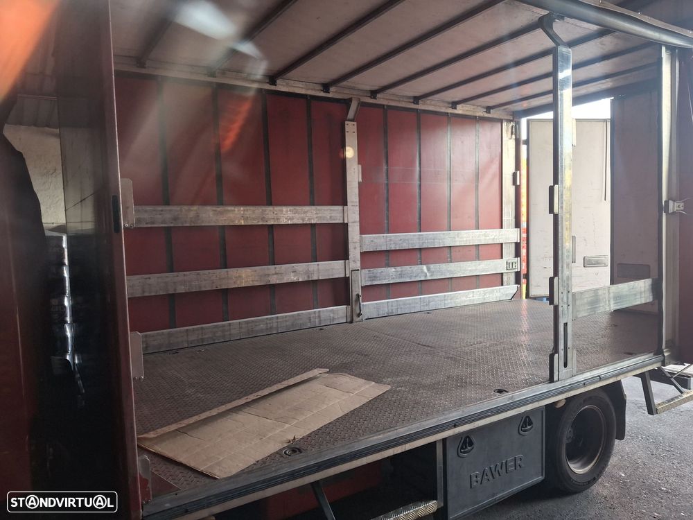 Mitsubishi 3 C15 Fuso - 4