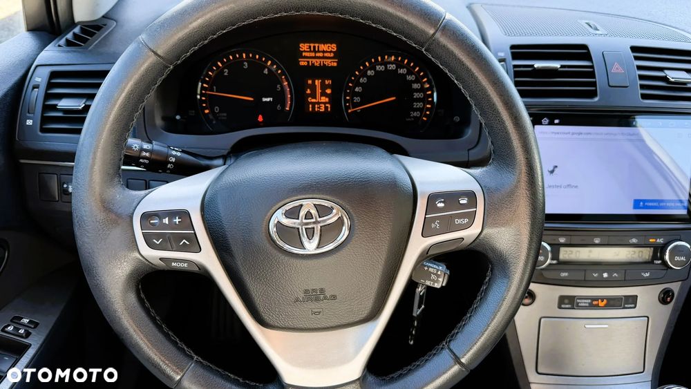 Toyota Avensis 2.0 D-4D Premium - 21
