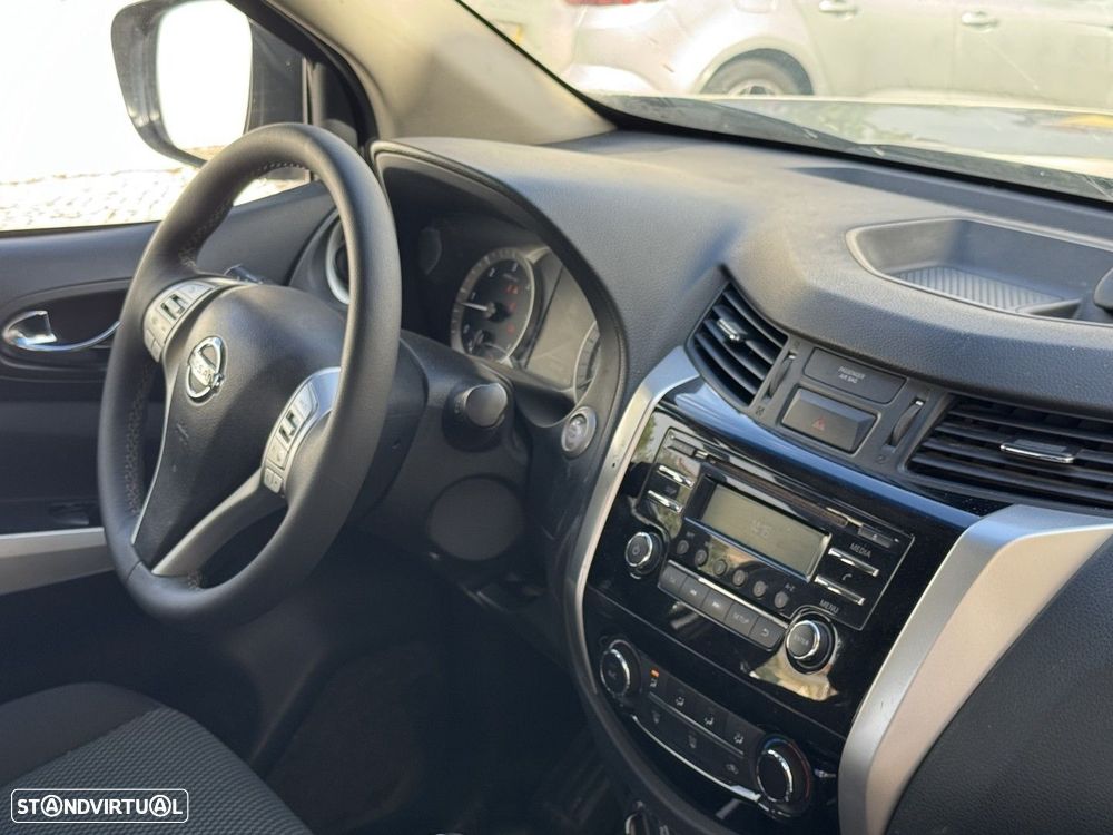 Nissan Navara 2.3 dCi CD 4WD N-Connecta - 21