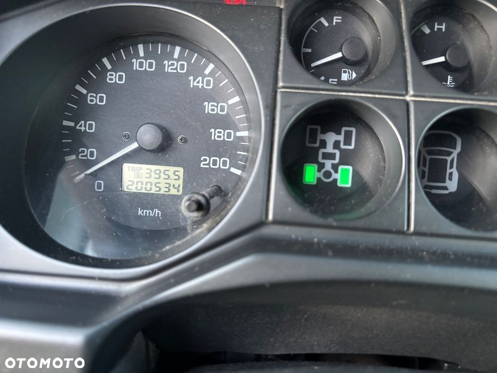 Mitsubishi Pajero 3.2 DID 5os (lea) - 20