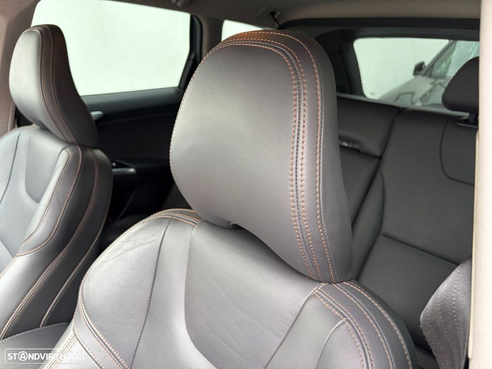 Volvo XC 60 2.0 D4 Dynamic Edition Geartronic - 12