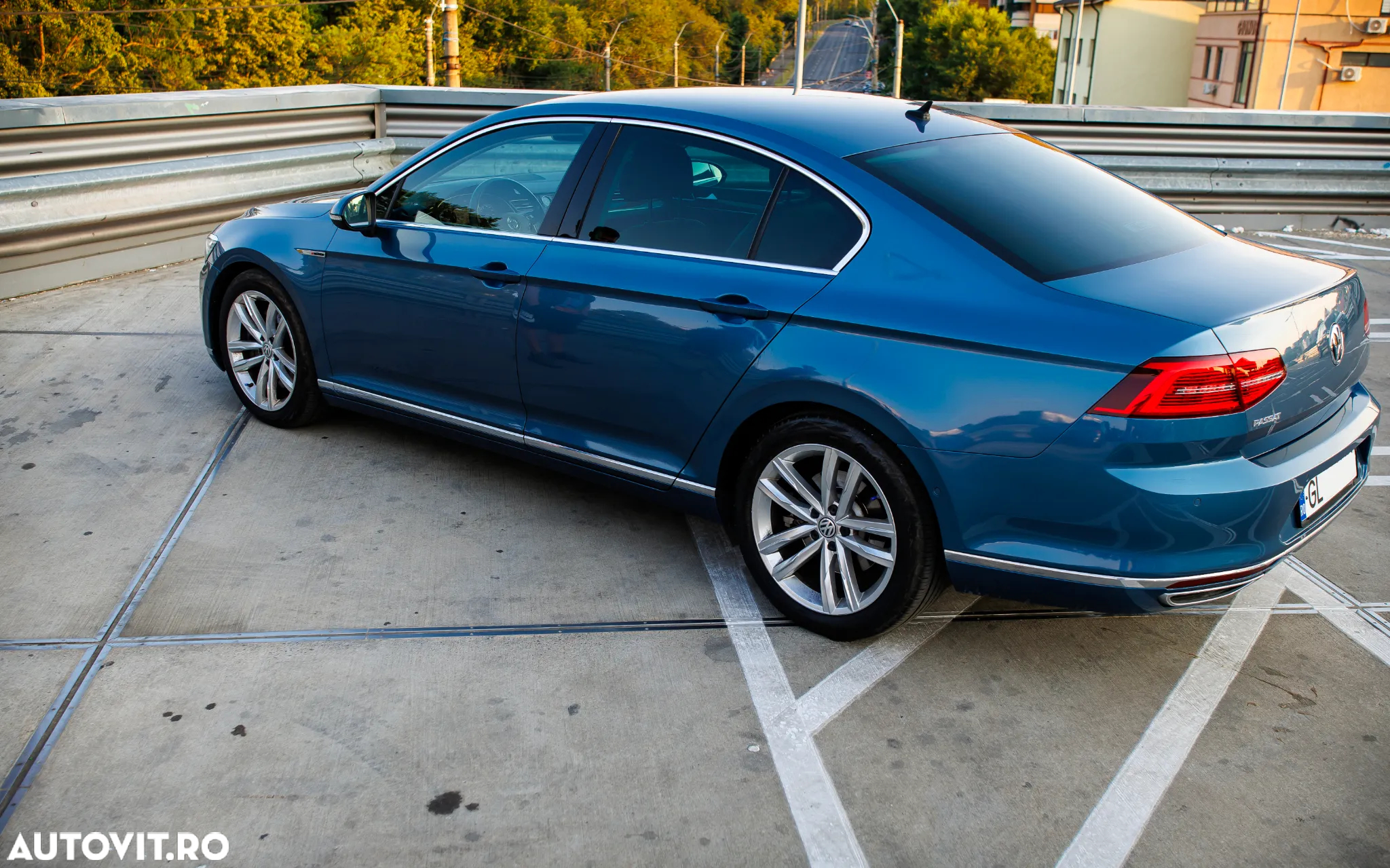 Volkswagen Passat Variant 2.0 TDI DSG 4Motion Highline - 5