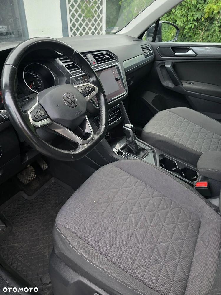 Volkswagen Tiguan - 14